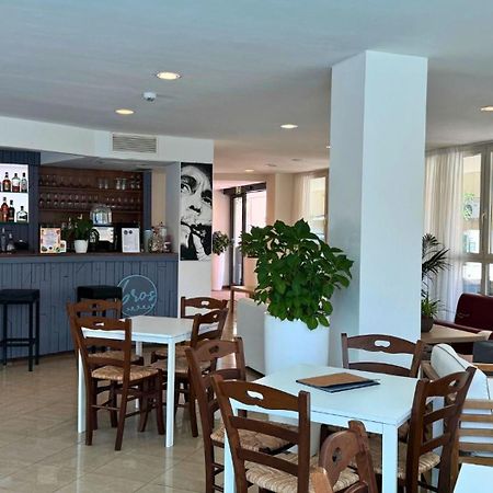 Hotel Apogeo - Breakfast Experience Римини Экстерьер фото