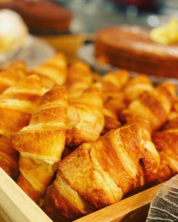 Hotel Apogeo - Breakfast Experience Римини Экстерьер фото
